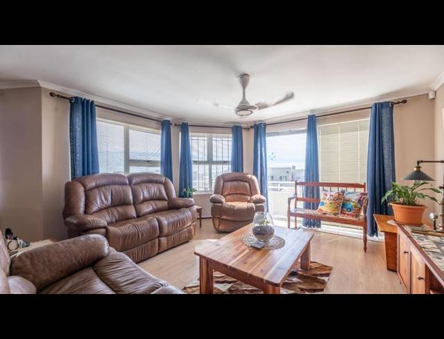 3 BEDROOM APARTMENT FOR SALE IN VAN RIEBEECKSTRAND